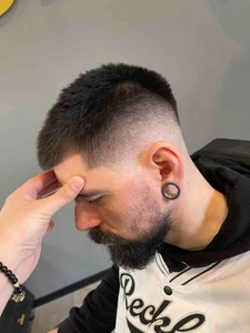 [1644935911608x336462123994447900]